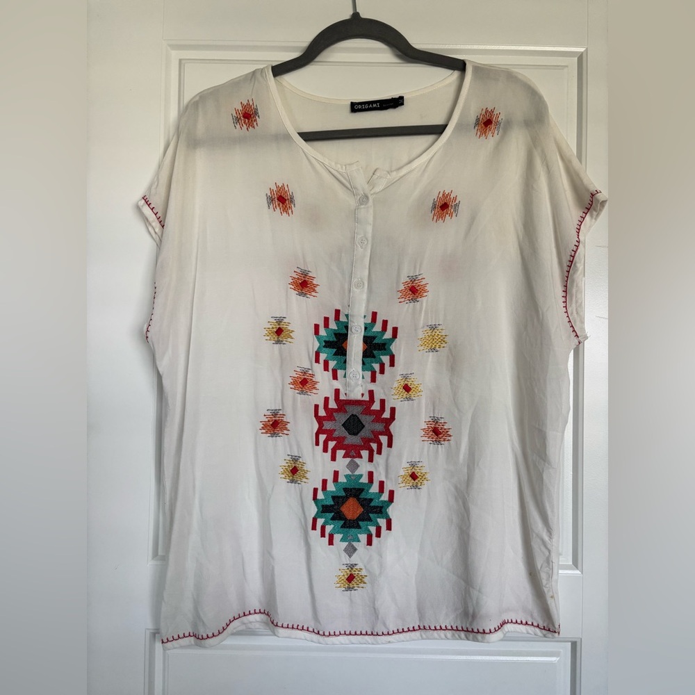 Origami by Vivien White Blouse with Multicolor Aztec Embroidery Size M